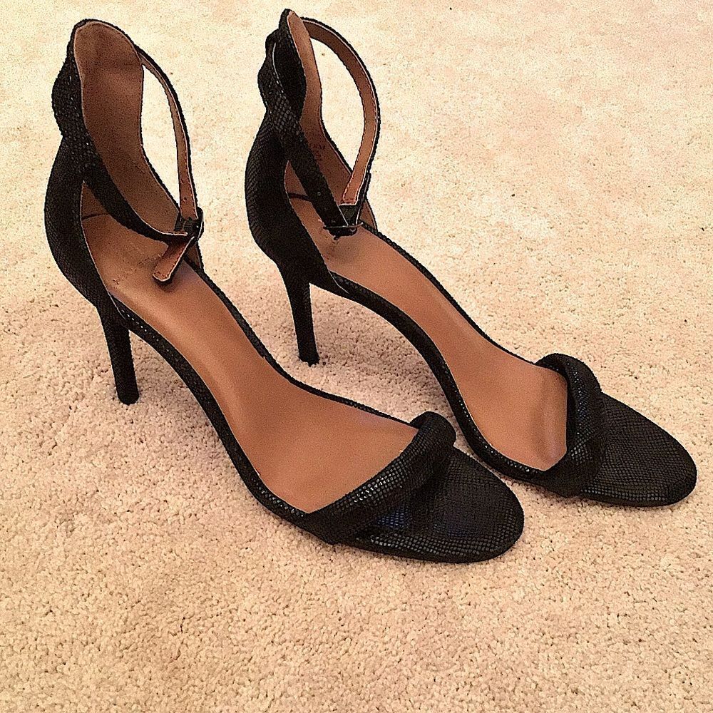 Halston Alison Black Metallic Strappy Heels